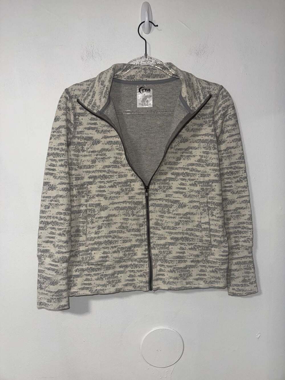 Zyia Active Full Zip Sweatshirt Size S Gray Cream Geometric